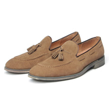 pointed-toe suede fringed slip-on loafers